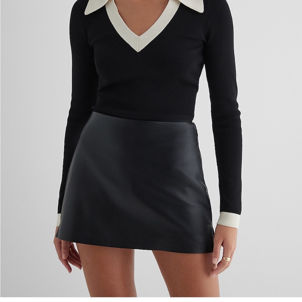 Super high waisted faux leather mini skort